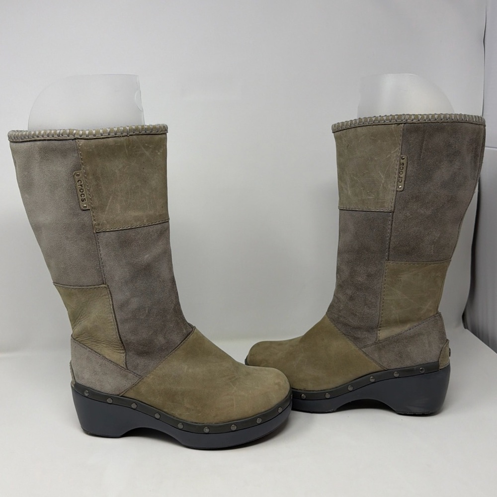 Crocs Cobbler Boot 11553 Taupe Studded Patchwork 7 Vintage Suede Leather